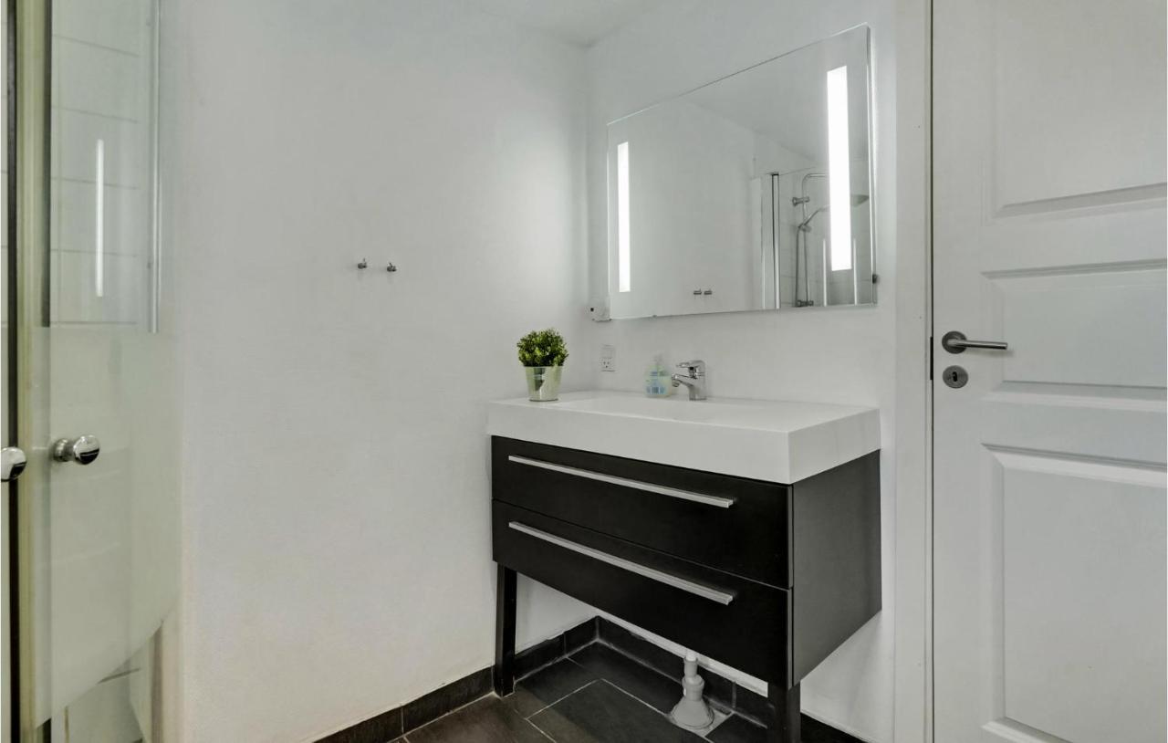 Beautiful Home In Borkop With Kitchen ภายนอก รูปภาพ
